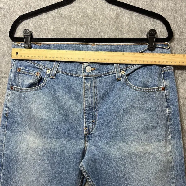 Levis Relaxed Bootcut Stretch Jeans Womens‎ 14 Misses Medium Wash Denim Mid Rise - Image 2