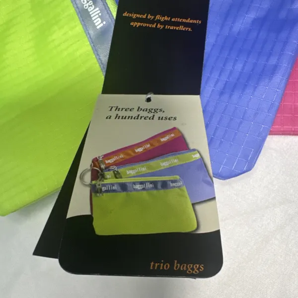 Baggallini Trio Baggs 3 Zippered Pouches 5.75” X 4.5”, 7 “ X 5”, 8” X 6” - Image 3