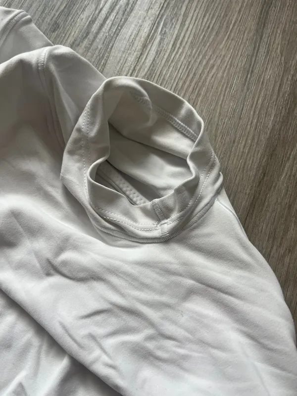 OFFLINE by Aerie scoop back top - Image 3