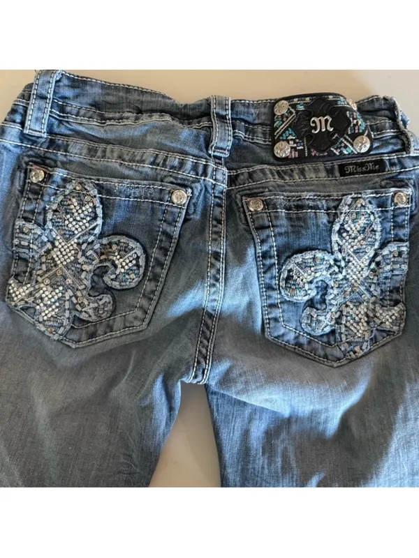 Miss Me Signature Boot Cut Jeans Fleur de Lis Bling Crystals Size 26 - Image 2