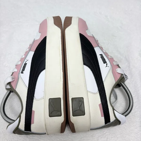 Puma Puma Carina Street Platform Sneaker Pink‎ and White Casual Sneakers size 8 - Image 5