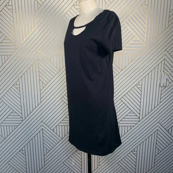 n:Philanthrophy Carlita‎ T-Shirt Dress in Black - Image 6