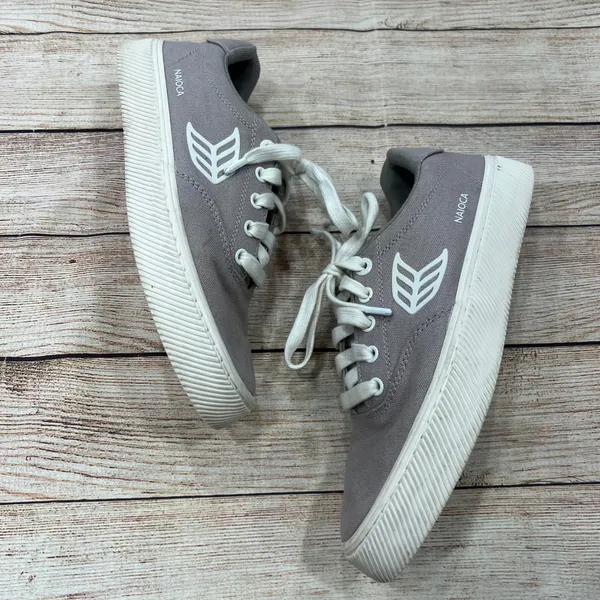 Cariuma NAIOCA Low Top Sneakers Gray Canvas Lace Up ‎ Women's Size 8 - Image 6
