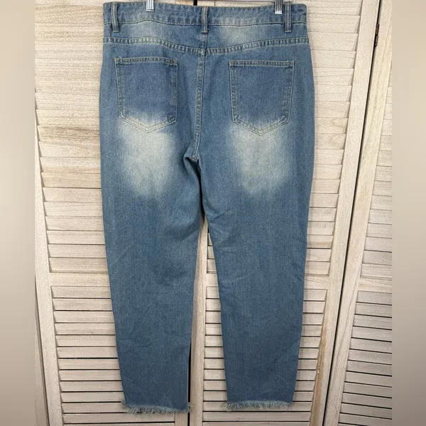 Women's Relaxed Fit Jeans with Factory Fading, Rips & Distressing Light Wash-XL - Image 2