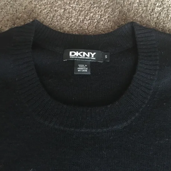 Black Crewneck DKNY Wool & Acrylic Sweater - Image 3