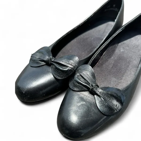 Munro Women’s Size 10 Black Leather Bow Ballet Flats Low Heel Comfort Shoes - Image 6