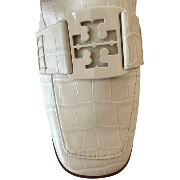 Tory Burch Georgia‎ Croc Embossed Ivory Loafers Size 7 - Image 10