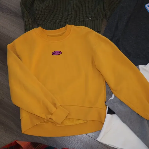 Women’s sweaters XS, vans, holister, wildfox, top shop - Image 7