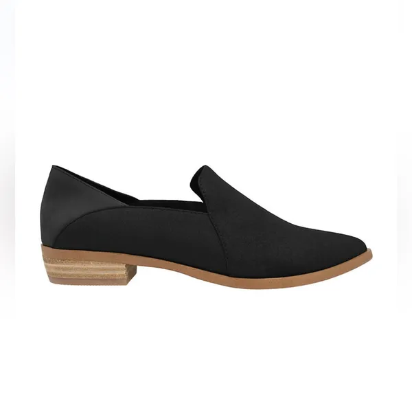 Wonderly Black and Tan Women's Flats - Image 2