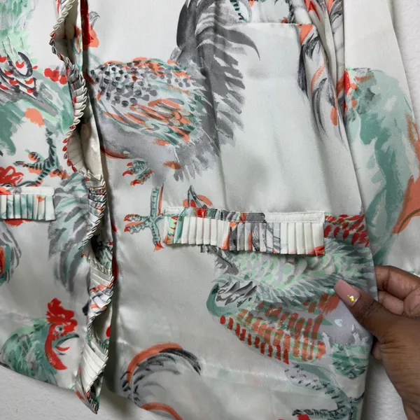 J. Crew Collection‎ Women Rooster Top M White Pleated Button Front Top Novelty - Image 5