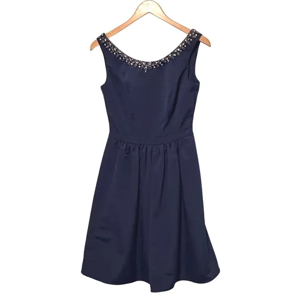 Davids‎ Bridal Faille Dress Sz 4 Formal Beaded Neckline Cutout Back Fit Flare - Image 3