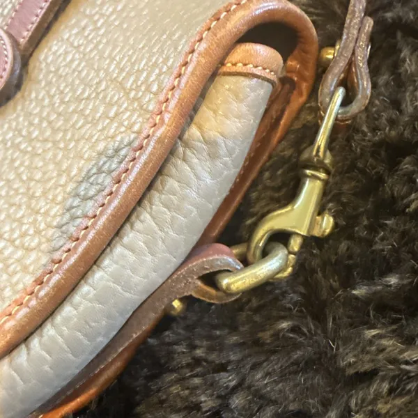 Vintage Dooney & Bourke Crossbody Bag Womens Medium Taupe Leather - Image 5