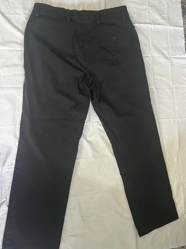 Men's Black Chino Pants Size 10 - Image 6