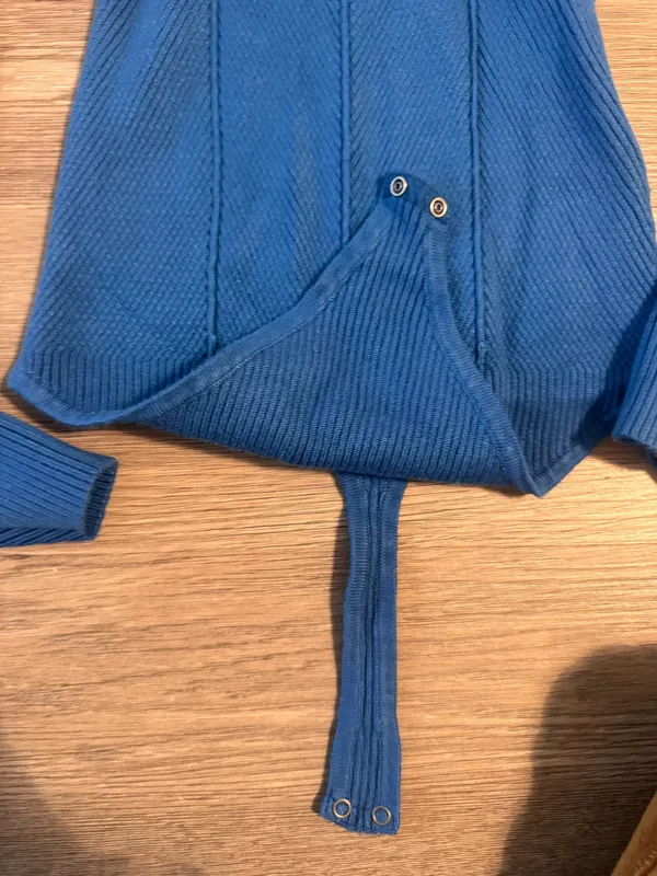 Abercrombie Bodysuit Long Sleeve Ribbed - Image 4