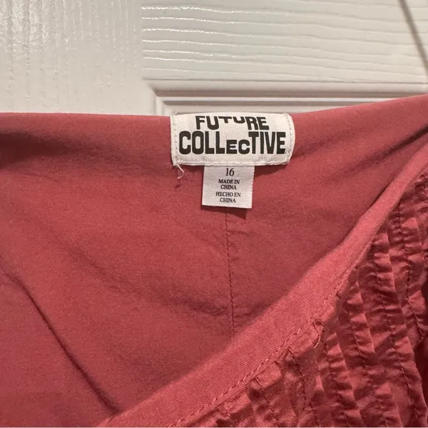 Chic A-Line Skirt in Rich Pink - Image 2
