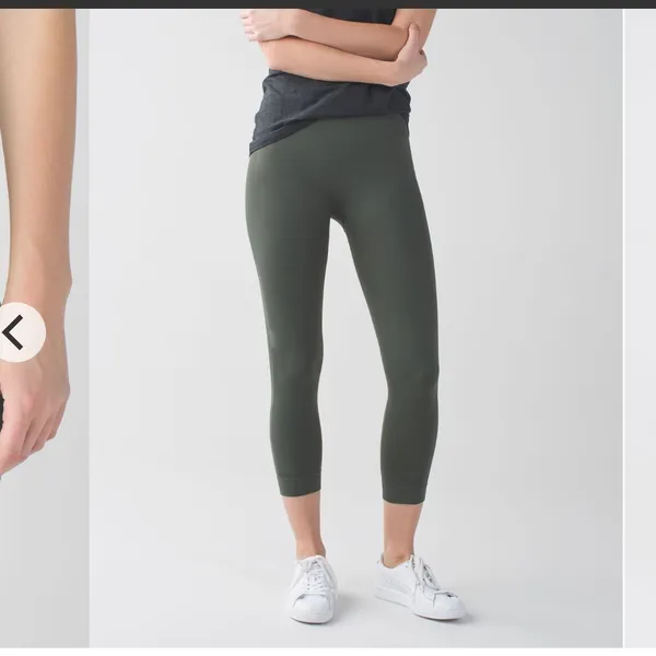 Lululemon zone in crop gator‎ green XS $118 NWOT - Image 13