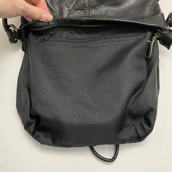 Vintage Fossil Purse Crossbody Pebbled Leather Lightweight Embossed Logo Black - Image 12