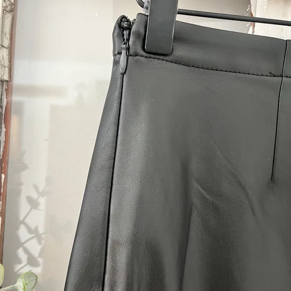 NWT GAP Mini Faux Leather Skirt‎ Size XS Side Zip A Line - Image 4