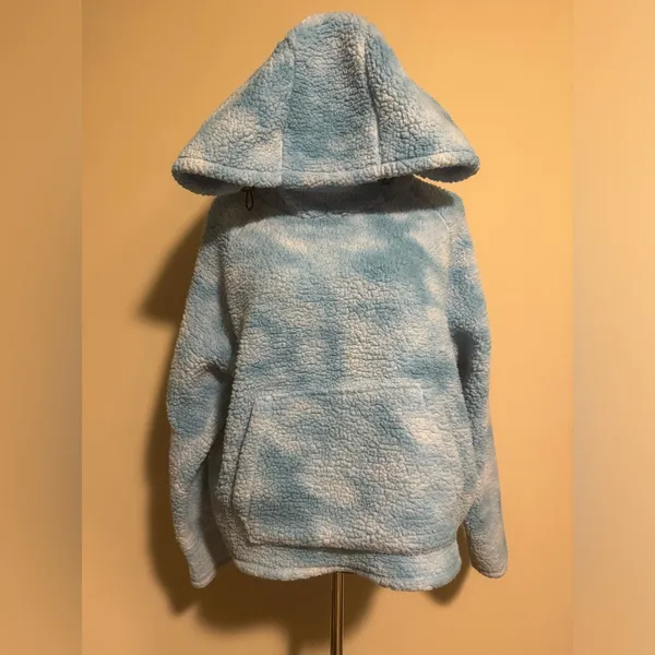 EUC Victoria’s Secret Pink Blue and White Sherpa Pullover Hoodie size medium - Image 2