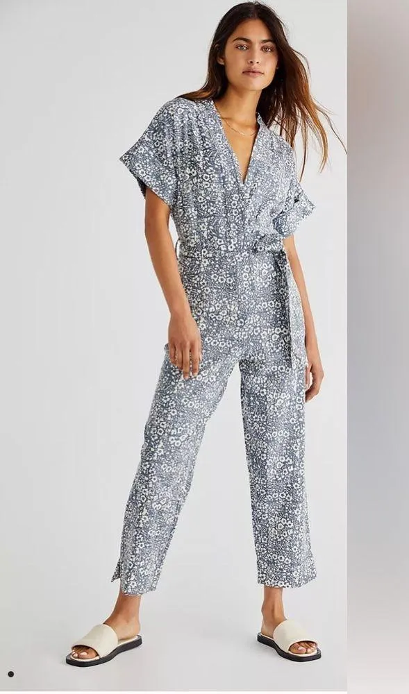 Free people x cleobella Tominaga Jumpsuit sz small - Image 3