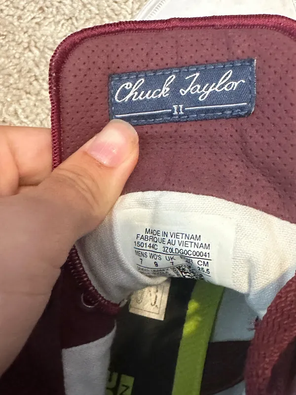 Chuck Taylor Converse High-Top - Image 2
