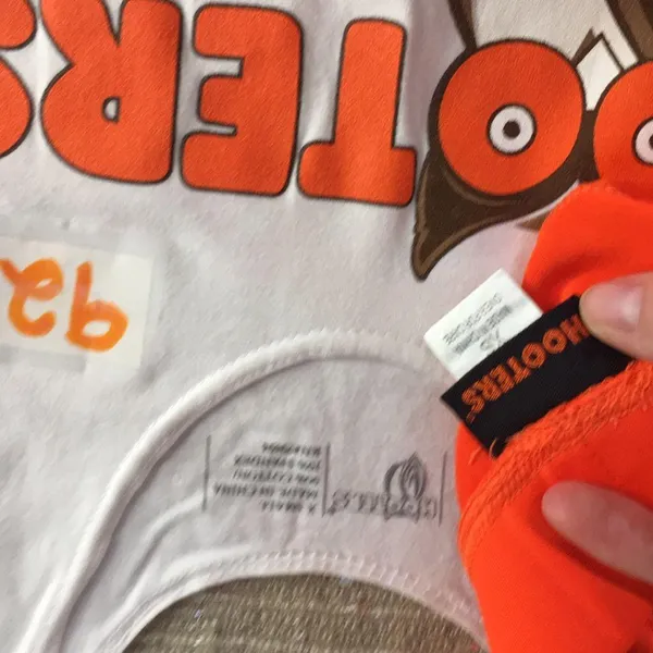 Bin 33 #92 Hooters Girl Worn Super Sexy Uniform Tank & Shorts From Fresno CA XS - Image 4