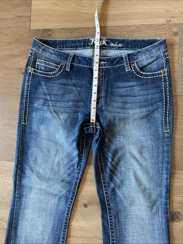 Wrangler Rock 47 Ultra Low Rise Bootcut Jeans Size 32X32 Embroidered/Rhinestones - Image 4