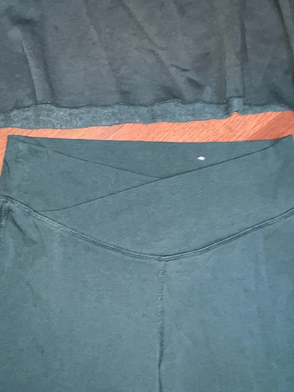 Old Navy Forest Green Wide Leg Pants - Image 5