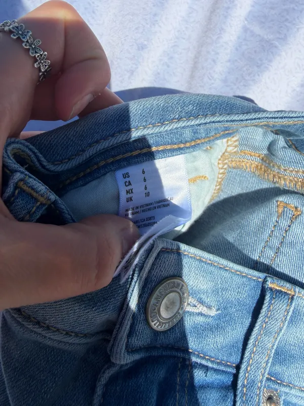 American Eagle midi Jean shorts - Image 4