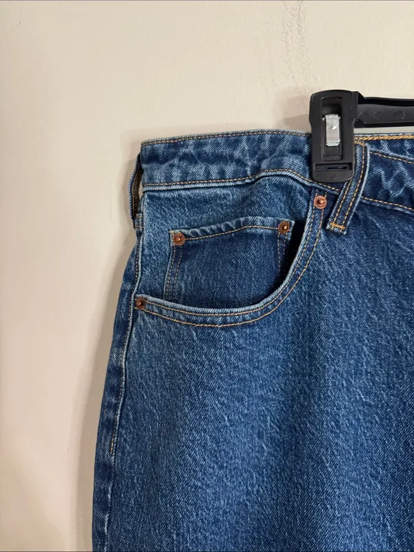 Abercrombie & Fitch Curve Love High Rise The '90s Relaxed Jean size 35 / U.S. 20 - Image 6