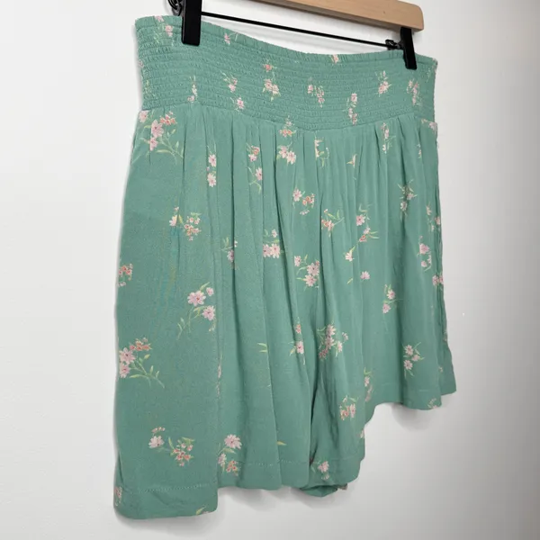 NWT American Eagle Floral High Waisted Soft Everyday Shorts Green Size Large - Image 7