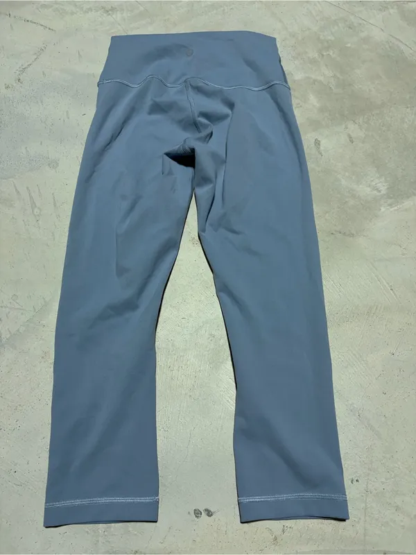 Lululemon Wunder train high rise crop 6 blue - Image 4