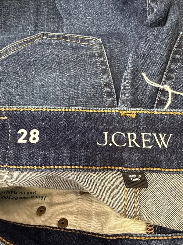 J.Crew Women’s Blue Mid-Rise Curvy Kick Out Straight Leg Jeans-StretchySize: 28 - Image 2