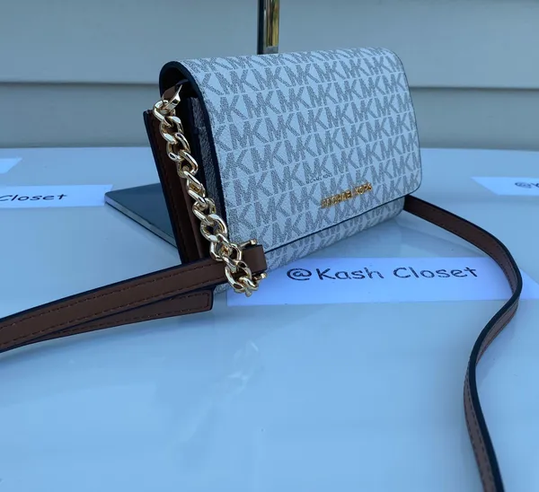Michael Kors JST MD Phone Crossbody & Clutch Vanilla - Image 8