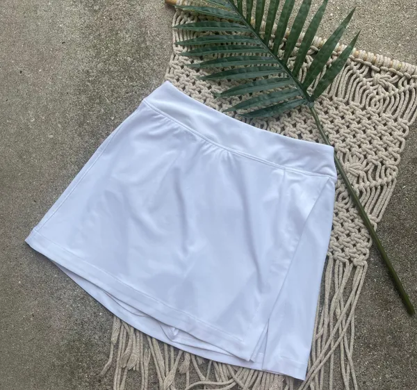 Outdoor Voices White Athletic Skirt/ Skort Size Small - Image 3