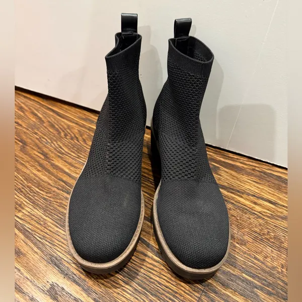 Bandolino Women's‎ Black Reissa Knit Wedge Booties Size 5.5 - Image 2