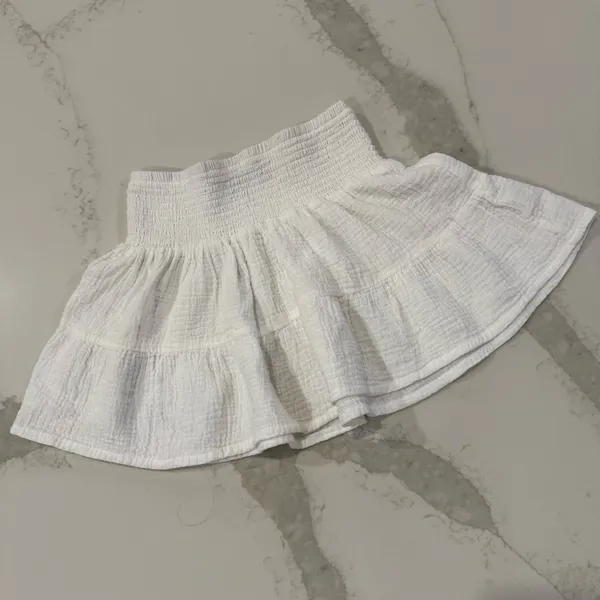 White Fox Smocked Flowy Mini Skirt Women’s Small White Gauze Lightweight Summer - Image 2