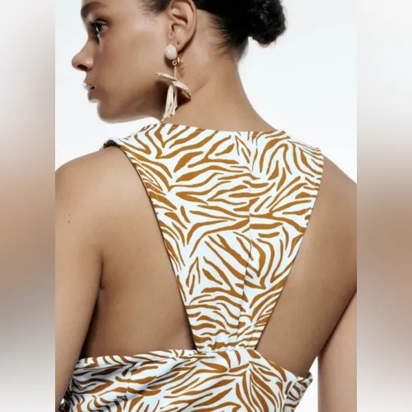 Zara White and Tan Zebra-Print Midi Dress with Side Slit - Image 4