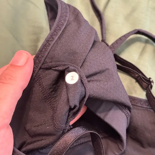 Lululemon dignity bra size 2 muted mauve - Image 5