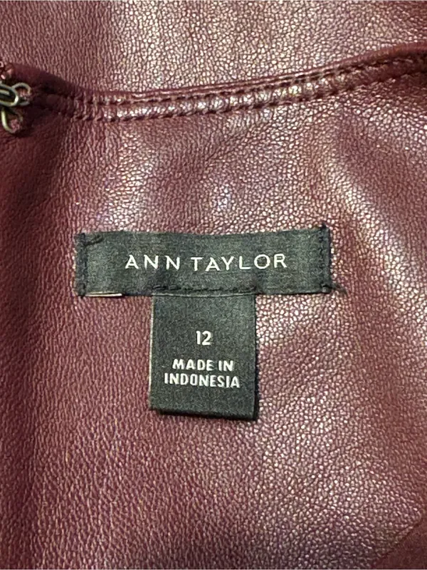 Ann Taylor Sleeveless Faux Leather Shift Dress in Deep Plum size 12 - Image 7
