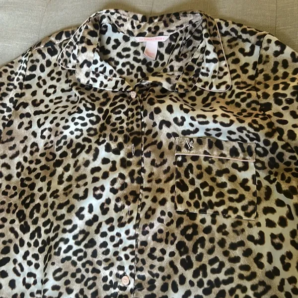 Victoria's Secret LS Cheetah Printed Pajama Button Down - Image 2