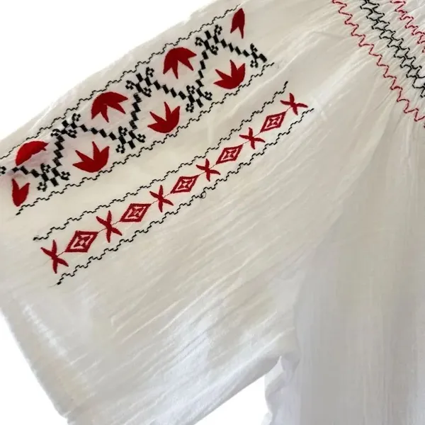 Ouwei White Red Black Embroidered Ethnic Festival Blouse SZ XL #2488 - Image 3