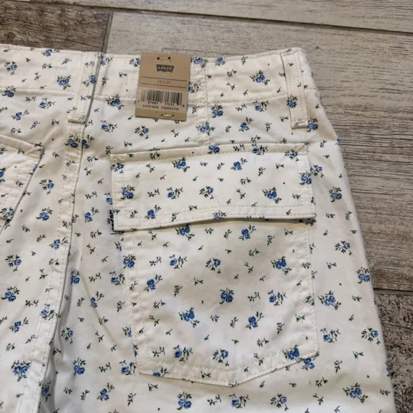 Levi’s Floral 94’ Baggy Cargo Pants - Image 9