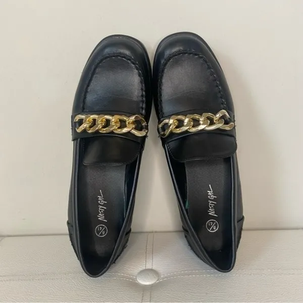 Nasty Gal Black Faux Leather Chunky Loafer with Gold Thick Chain Size 8 - Image 10