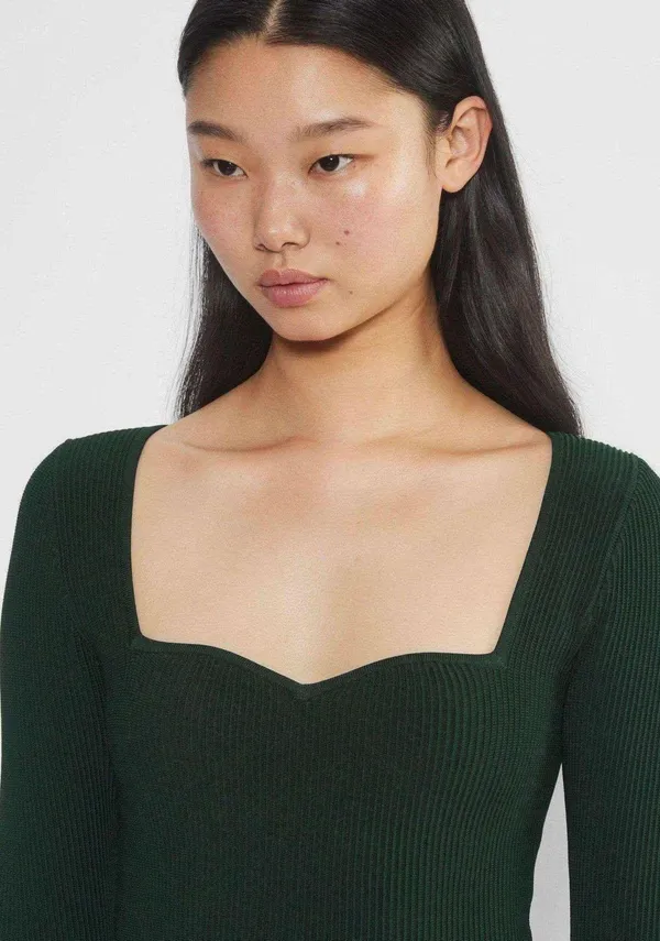 Sculpt Knit Sweetheart Longsleeve - Image 5