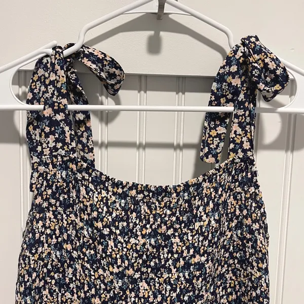 Angel Maternity Dress Women M Navy Floral Boho Smocked Tie Strap Tiered Midi - Image 3