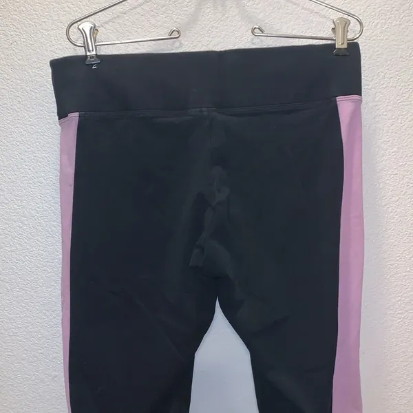 Victoria’s Secret PINK Leggings Elastic Waist Logo detail bottom Pink Black - Image 6