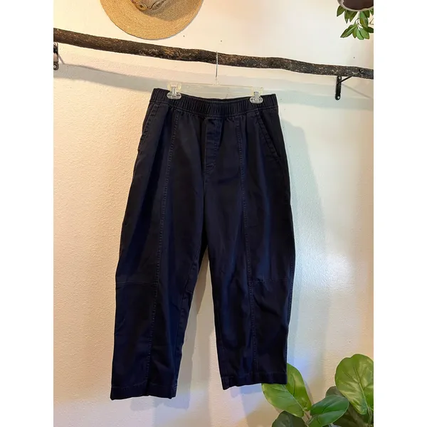 Old Navy Black Cotton High Rise Elastic Waist Barrel Leg Cropped Pant Size Large - Image 2