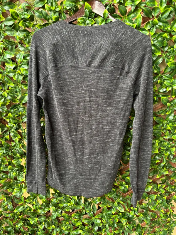 American Eagle Outfitters Henley Top size XS - Image 2