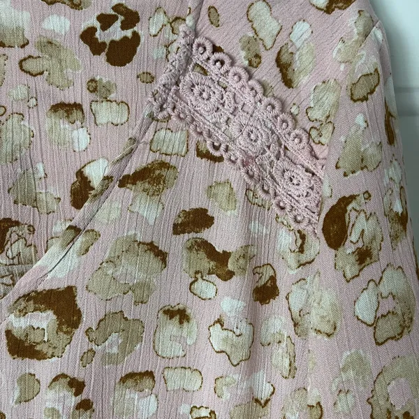 C&C California Light Pink‎ Print Top Size Large New - Image 5